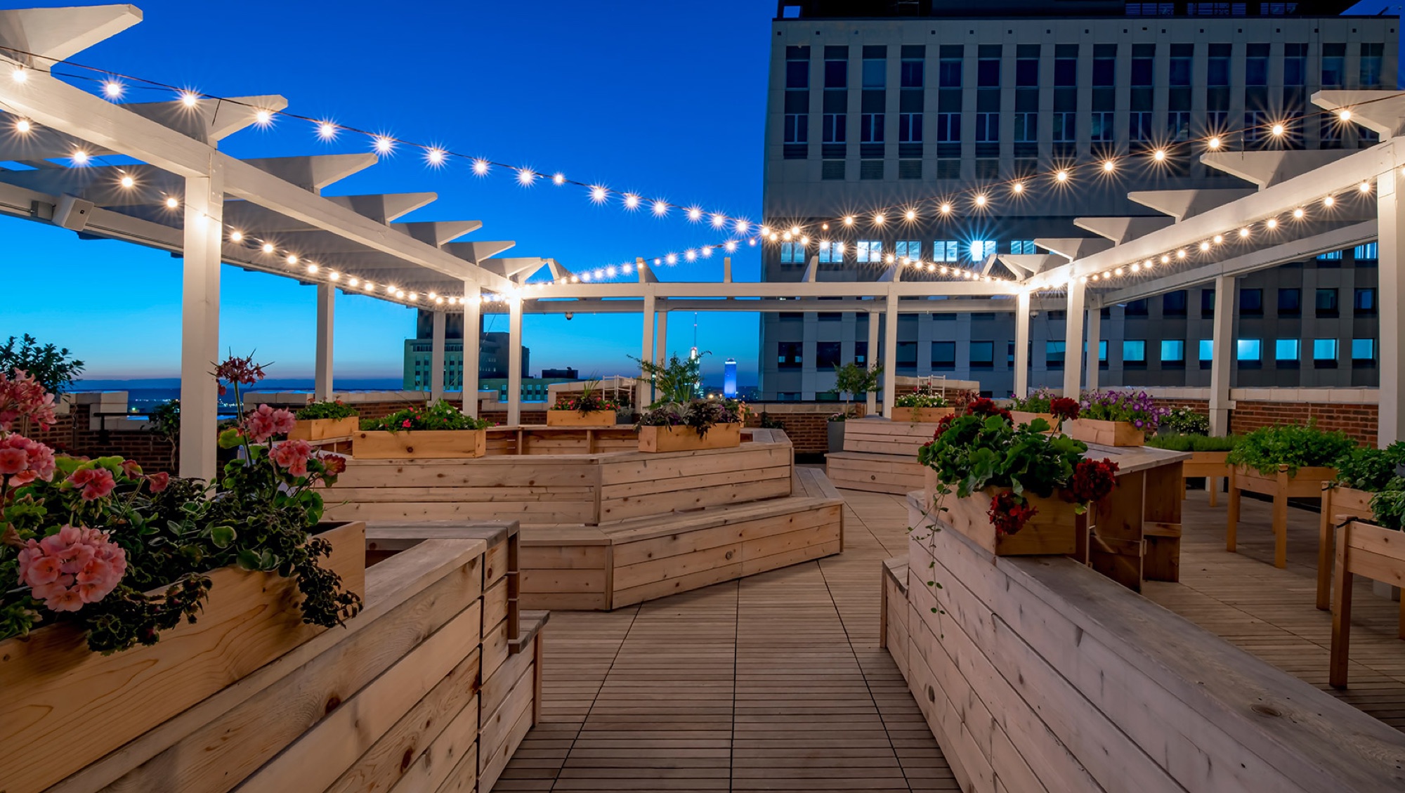 The Cottonwood Hotel rooftop terrace, Omaha